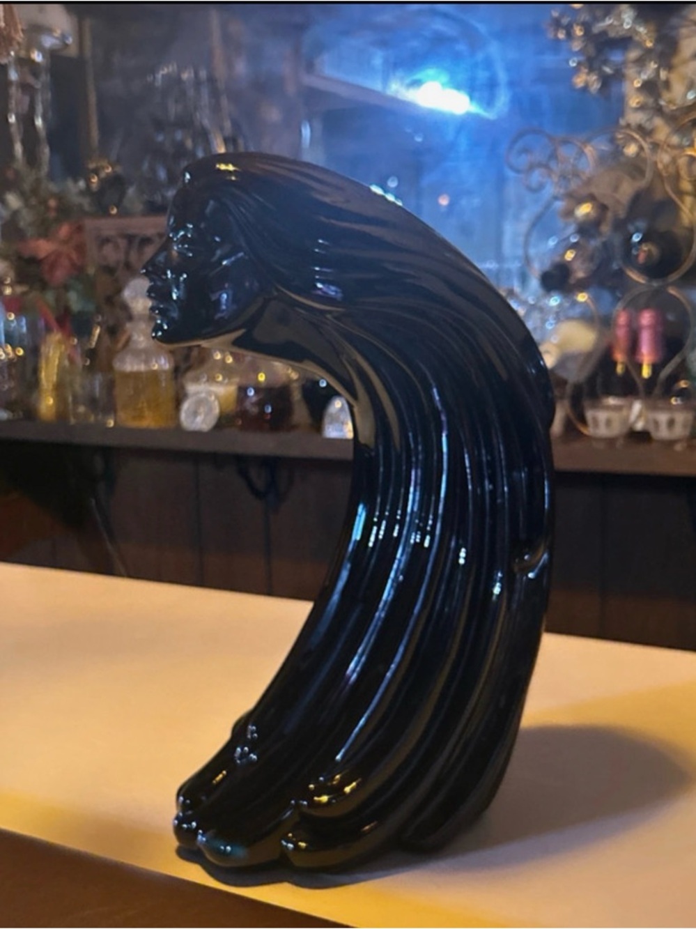 Decorative Ceramic Woman in the wind Sculpture - Black vintage